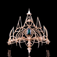 Custom bone crown by Mattaeus Ball oddities Decorus Macabre - Decorus Macabre